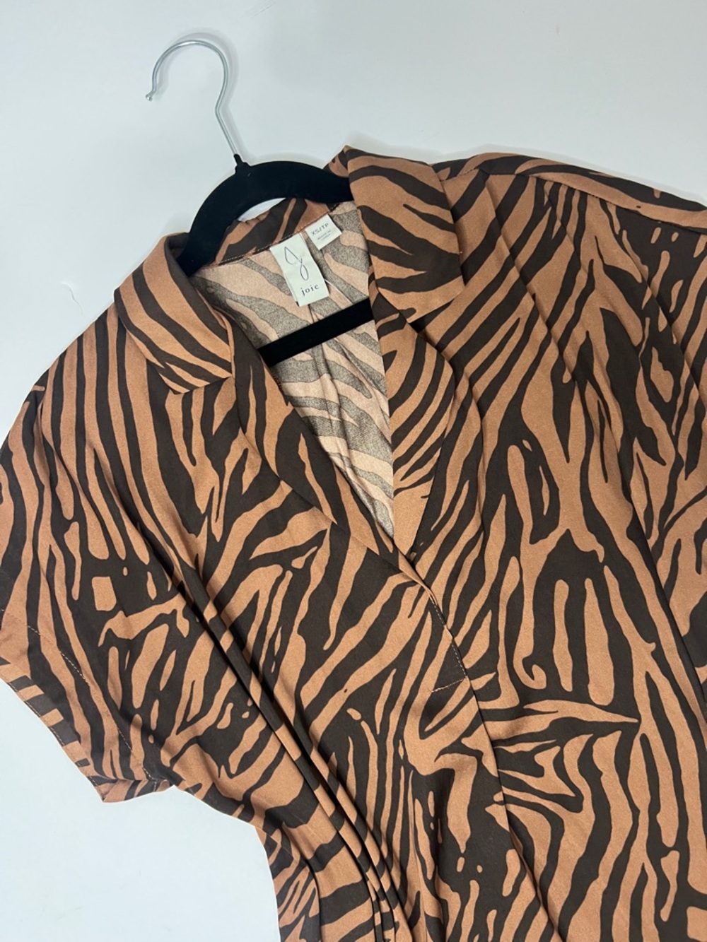 Women’s Joie Zebra-Print Short-Sleeve Blouse XS - Picture 3 of 8